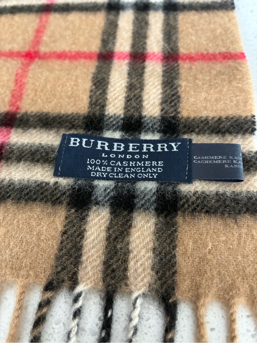 Burberry London - 100% Cashmere Scarf - Made in London - Collector Quality